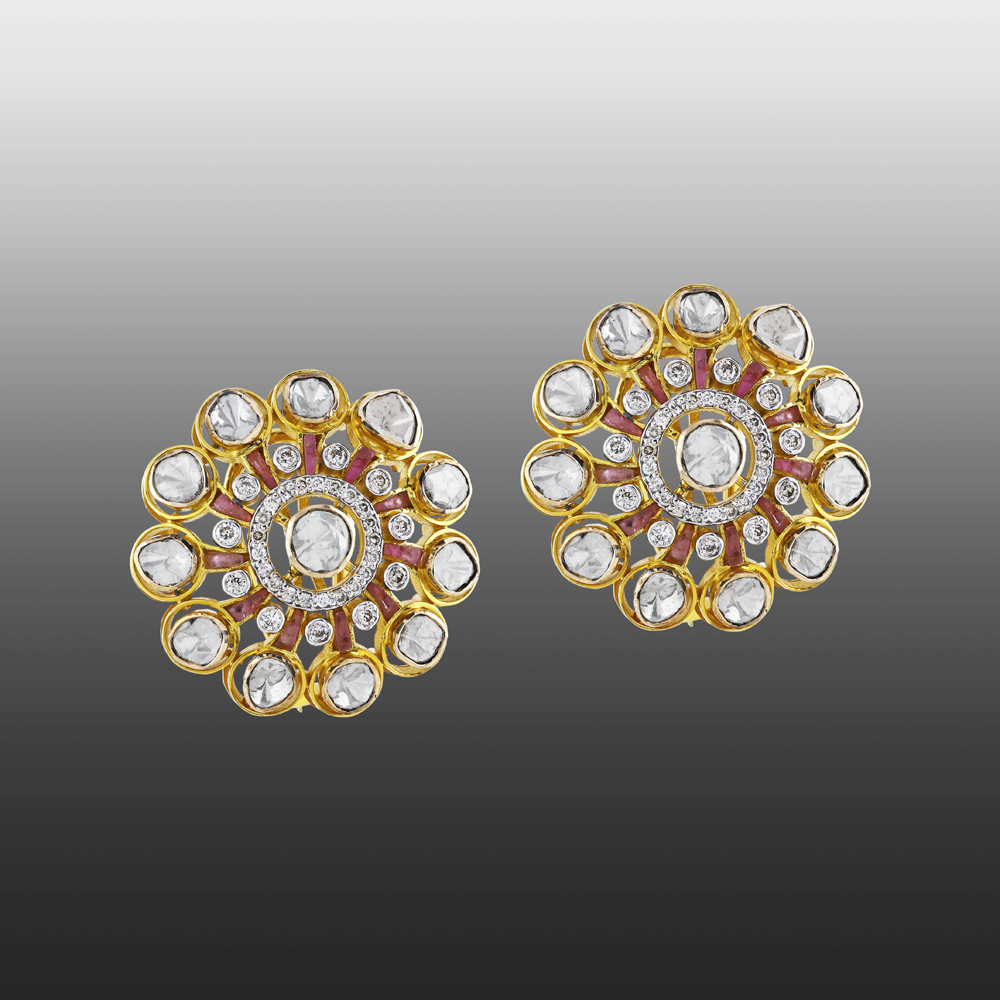 Polki Circular Earrings with Central Polki and Pink Talaf